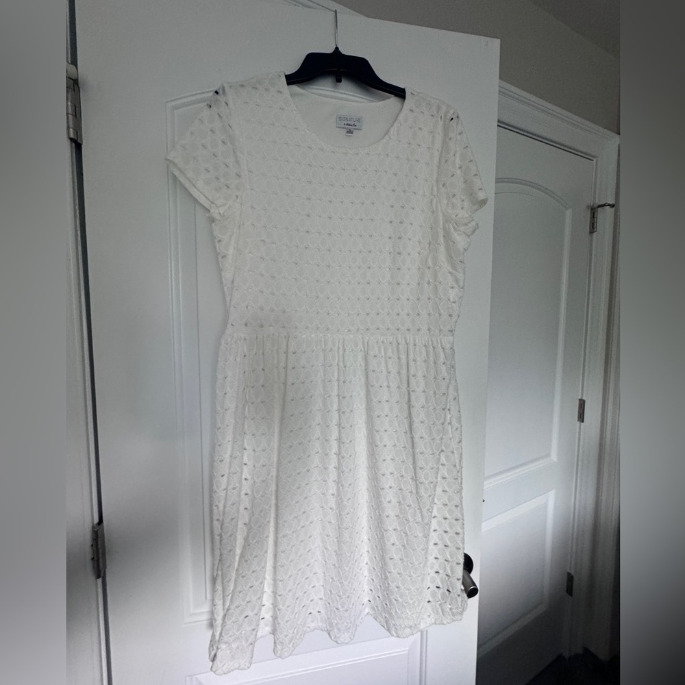 Signature White XL Dress